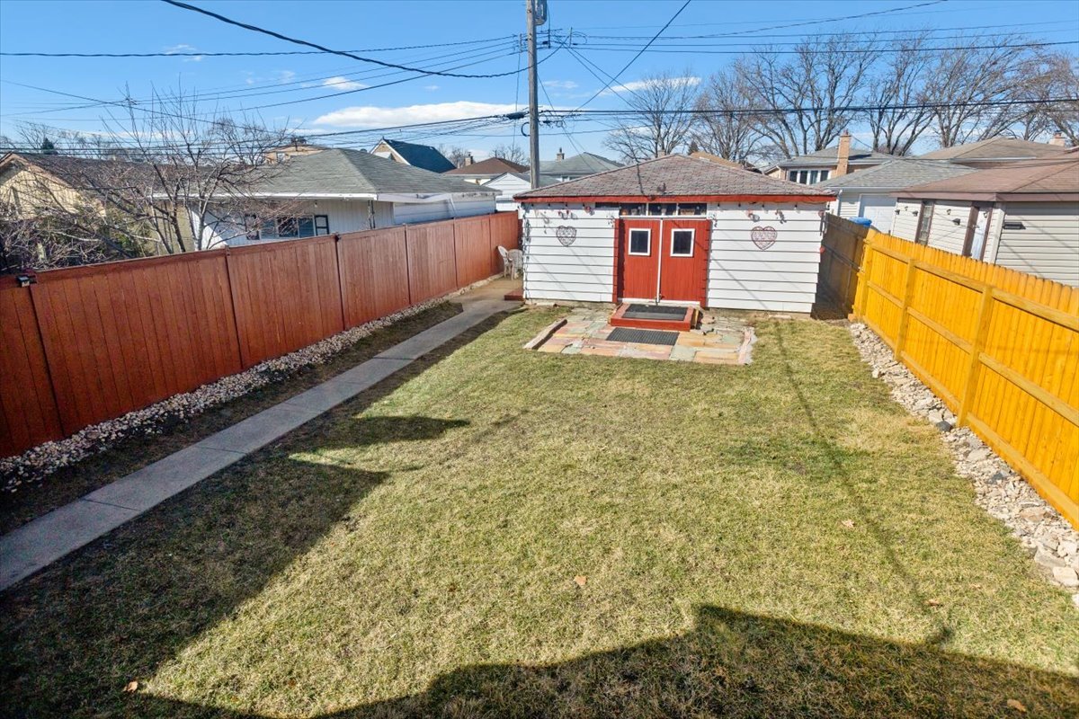 3748 N Odell Avenue