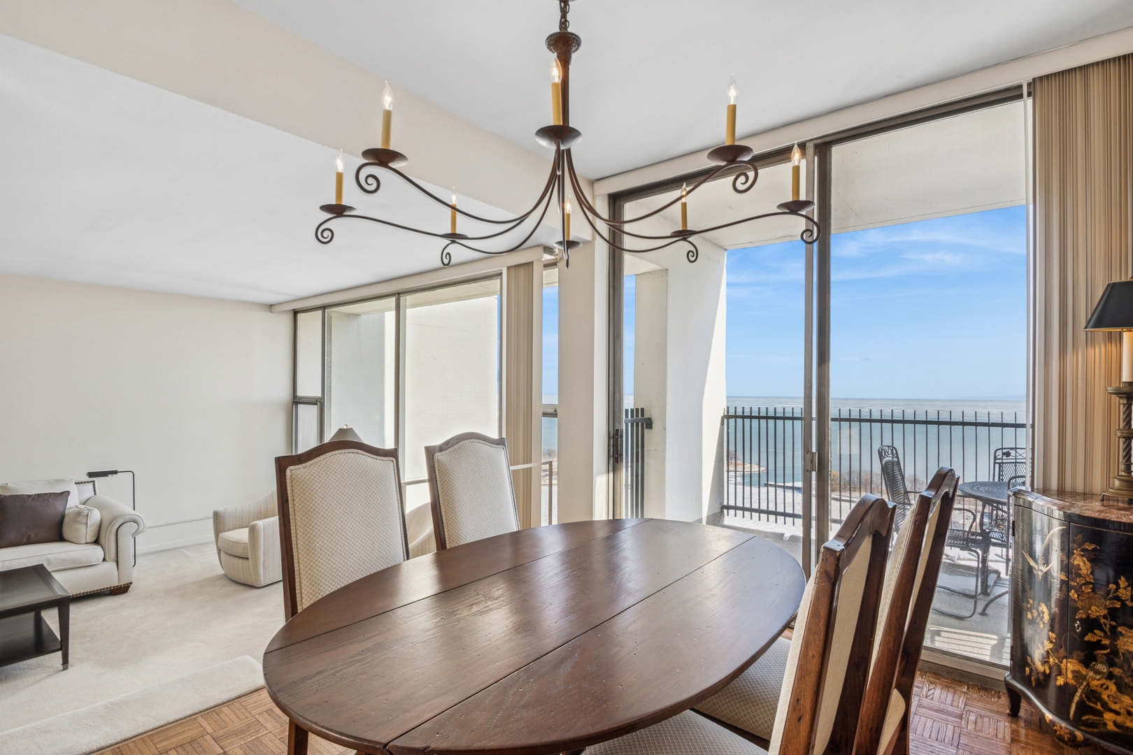 3200 N Lake Shore Drive Unit: 2701