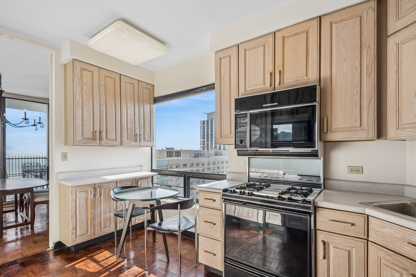 3200 N Lake Shore Drive Unit: 2701