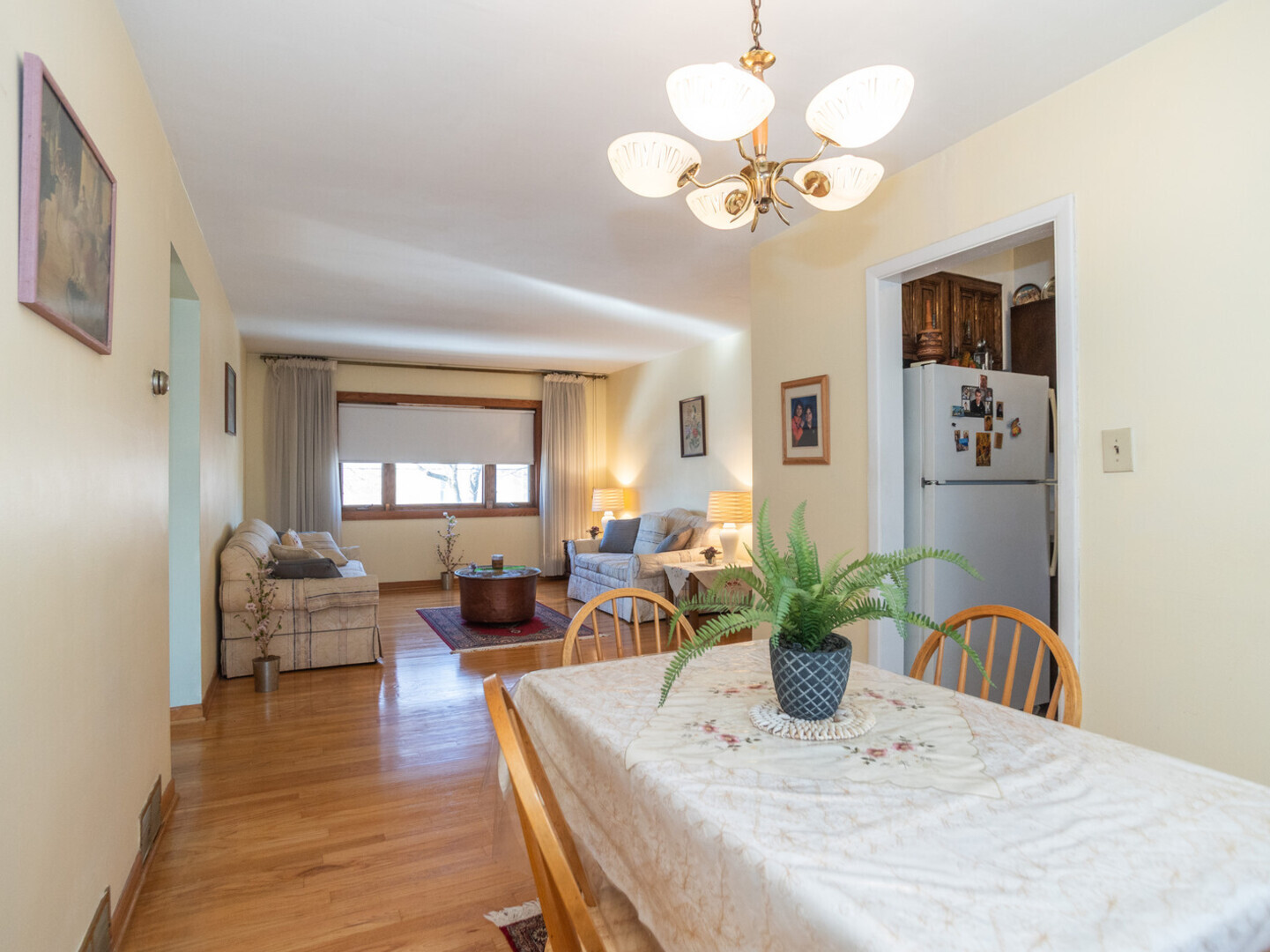 5419 N Washtenaw Avenue Unit: 2S