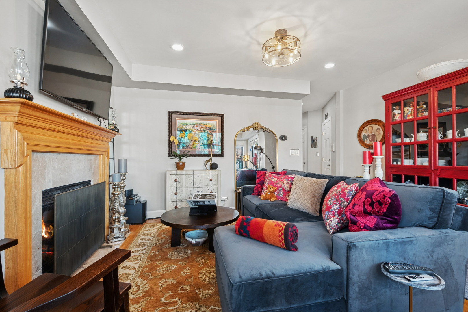1949 W Birchwood Avenue Unit: 2