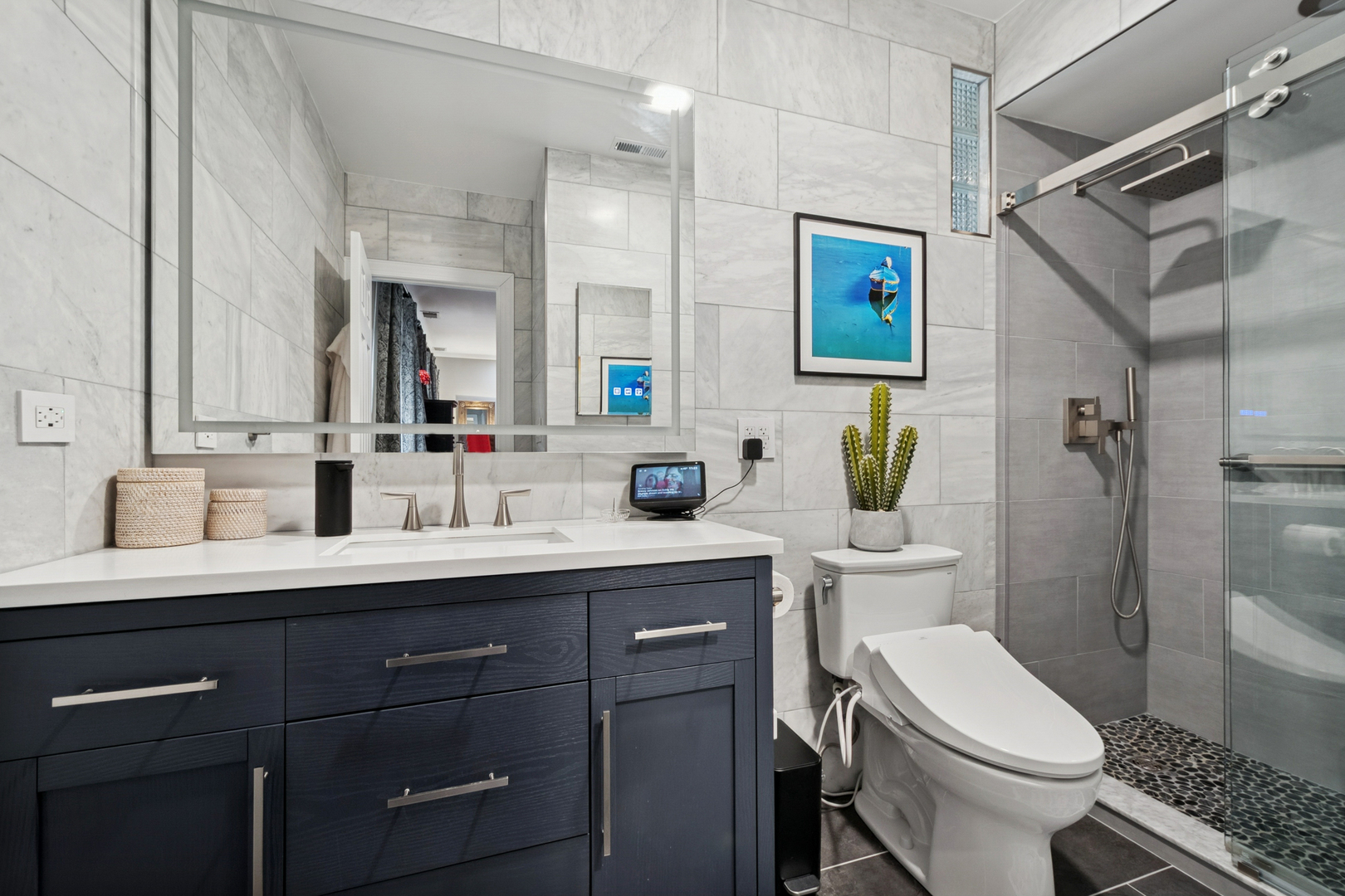 1949 W Birchwood Avenue Unit: 2