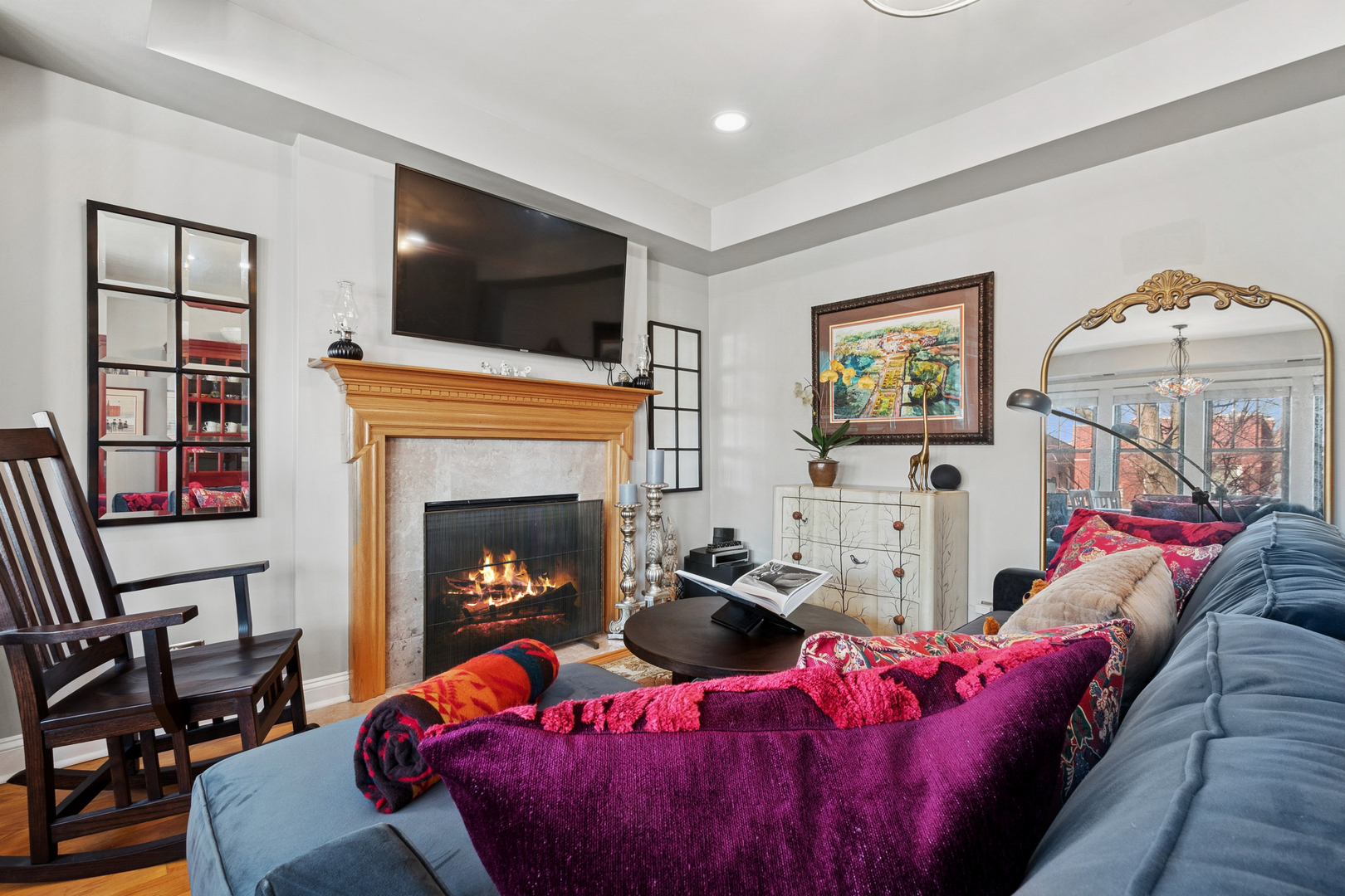1949 W Birchwood Avenue Unit: 2