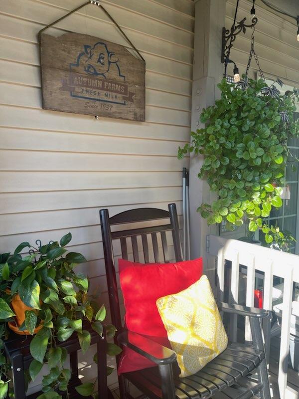 1949 W Birchwood Avenue Unit: 2