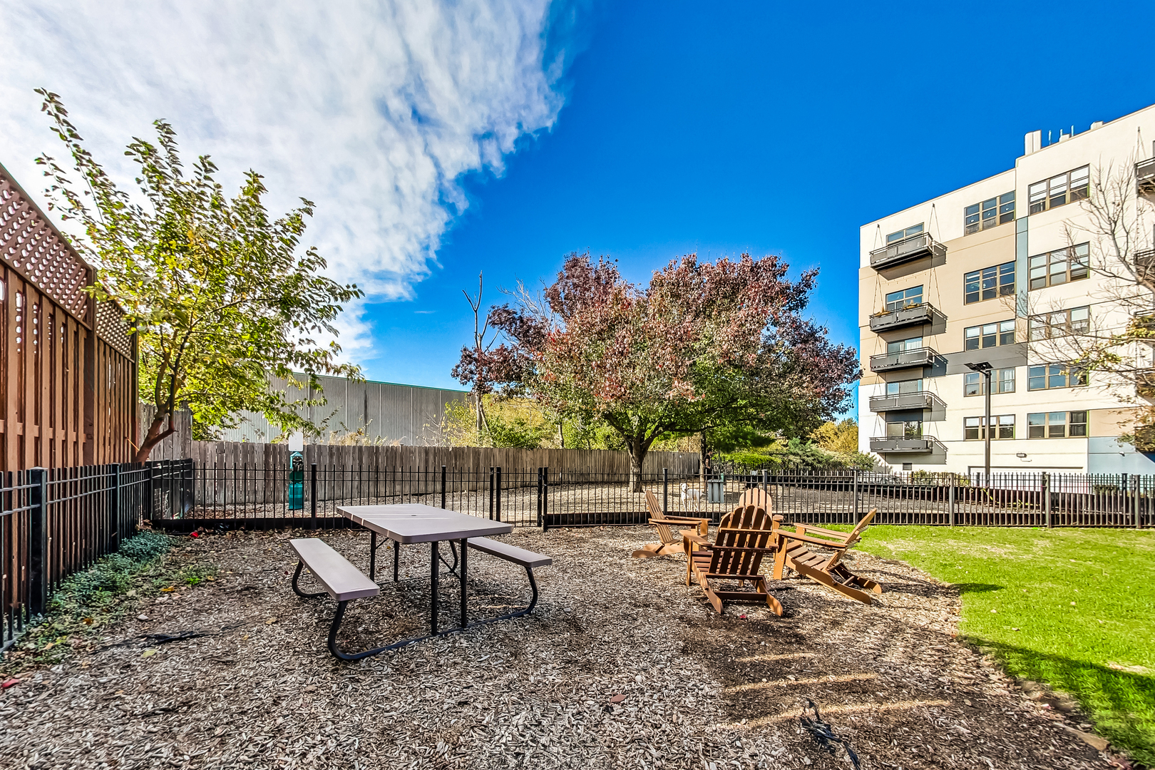 1735 W Diversey Parkway Unit: 118