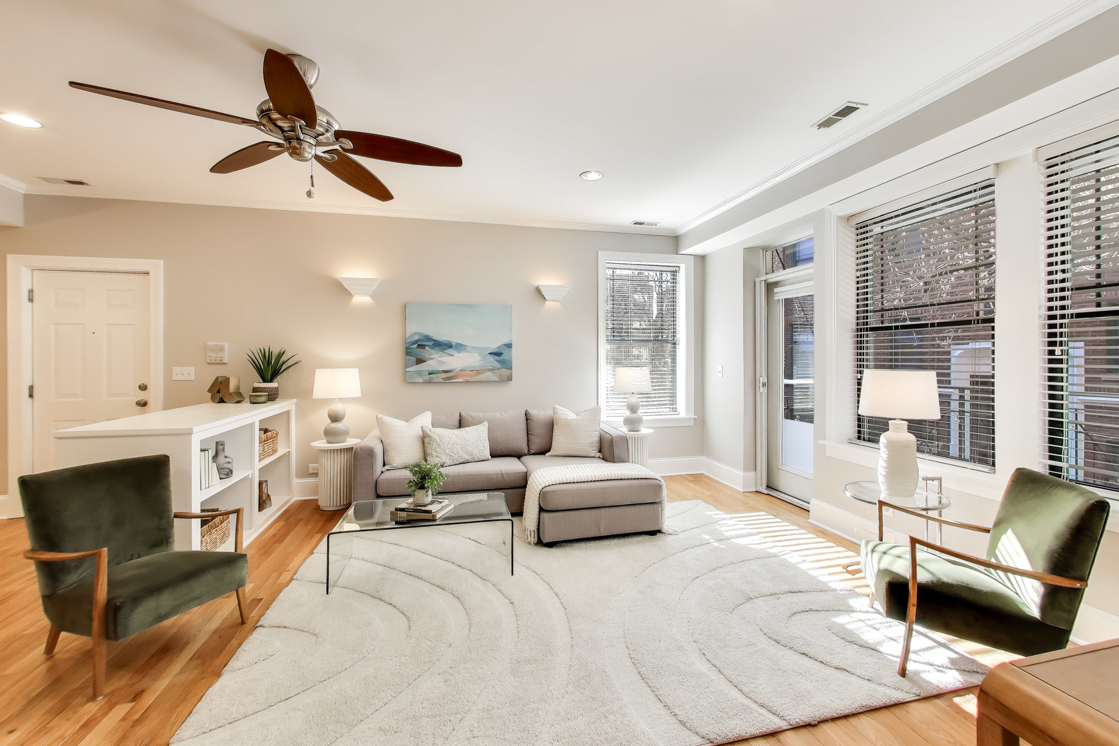 1136 W PRATT Boulevard Unit: 1N