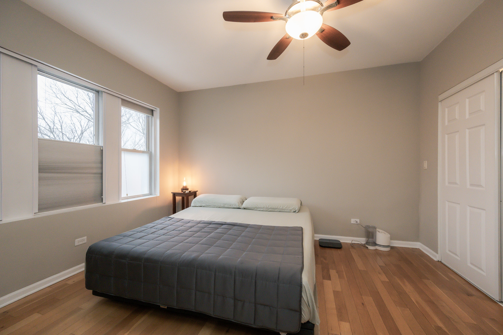 2703 W LAWRENCE Avenue Unit: 3