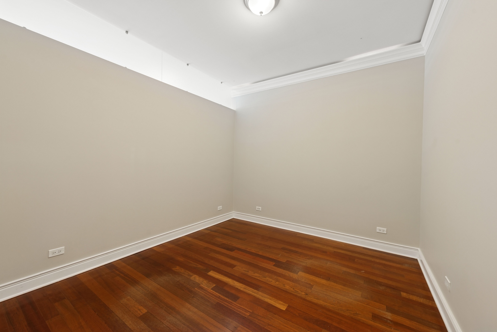 4235 N Kedzie Avenue Unit: 3B