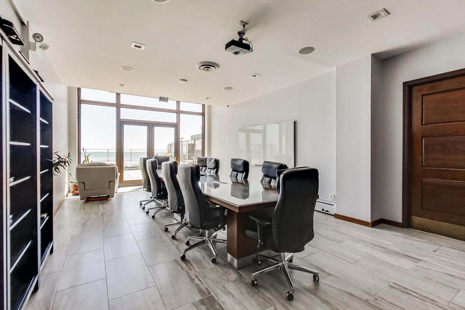 6325 N Sheridan Road Unit: 2101
