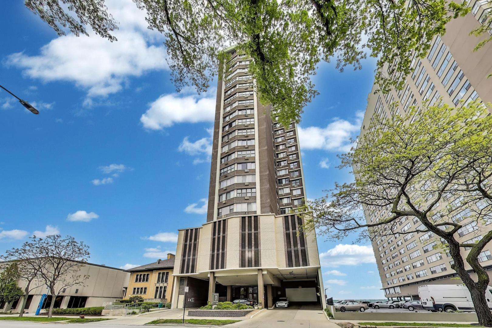 6325 N Sheridan Road Unit: 2101