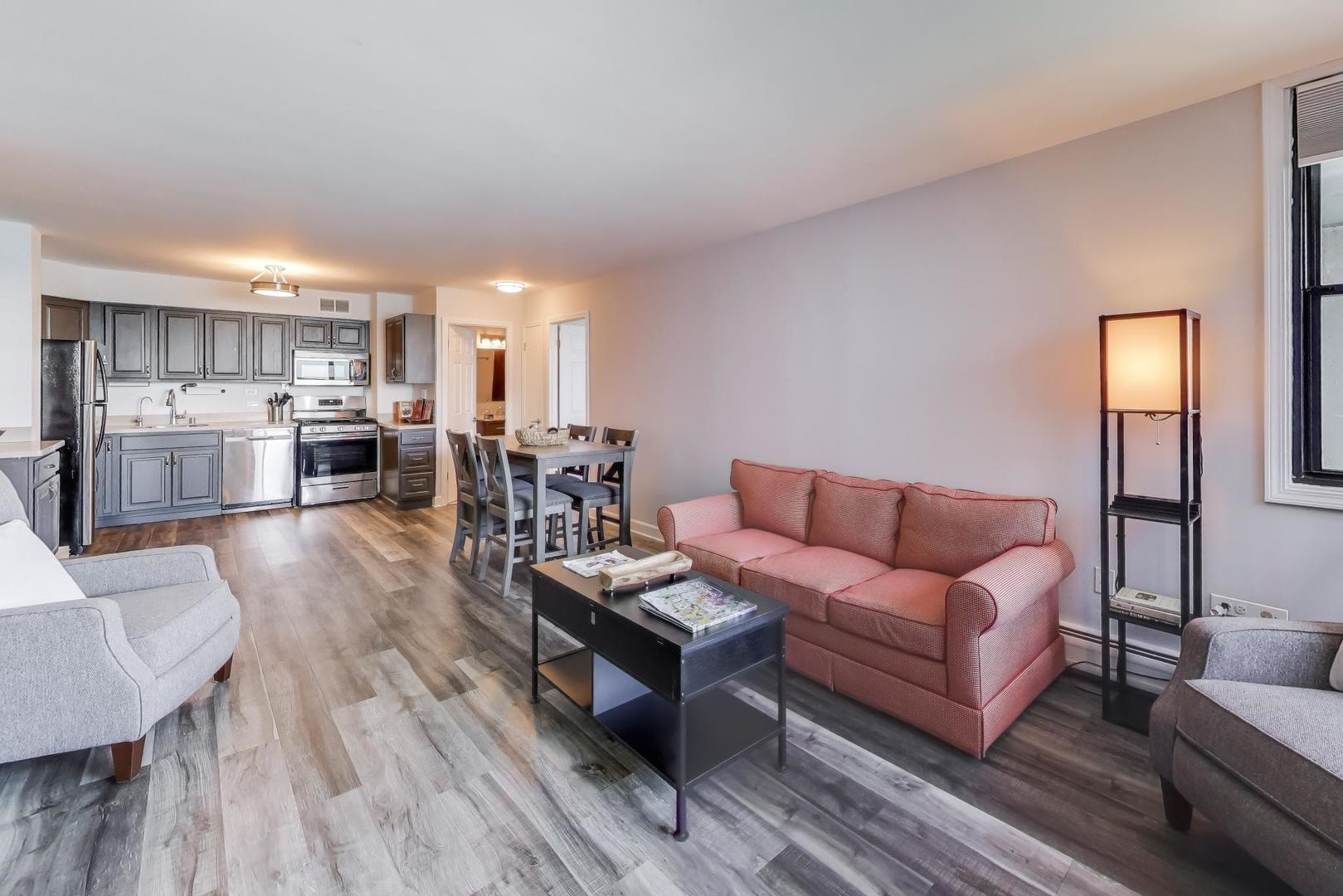 6325 N Sheridan Road Unit: 2101