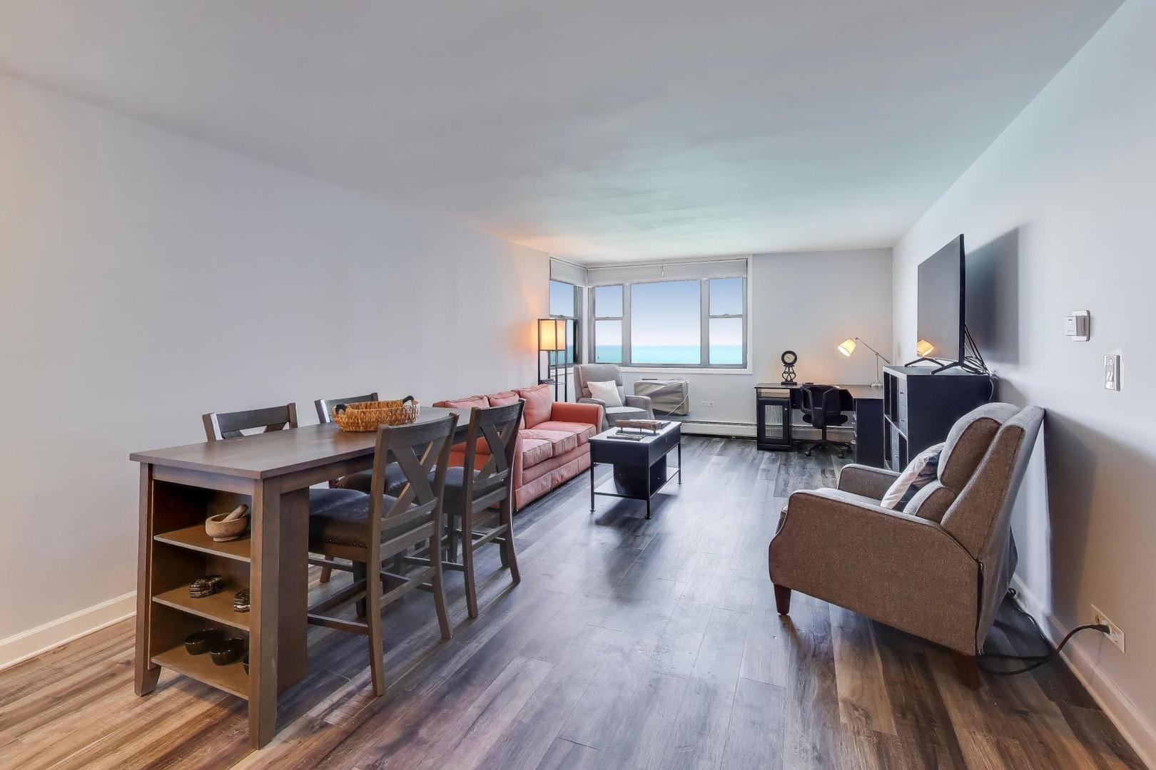 6325 N Sheridan Road Unit: 2101
