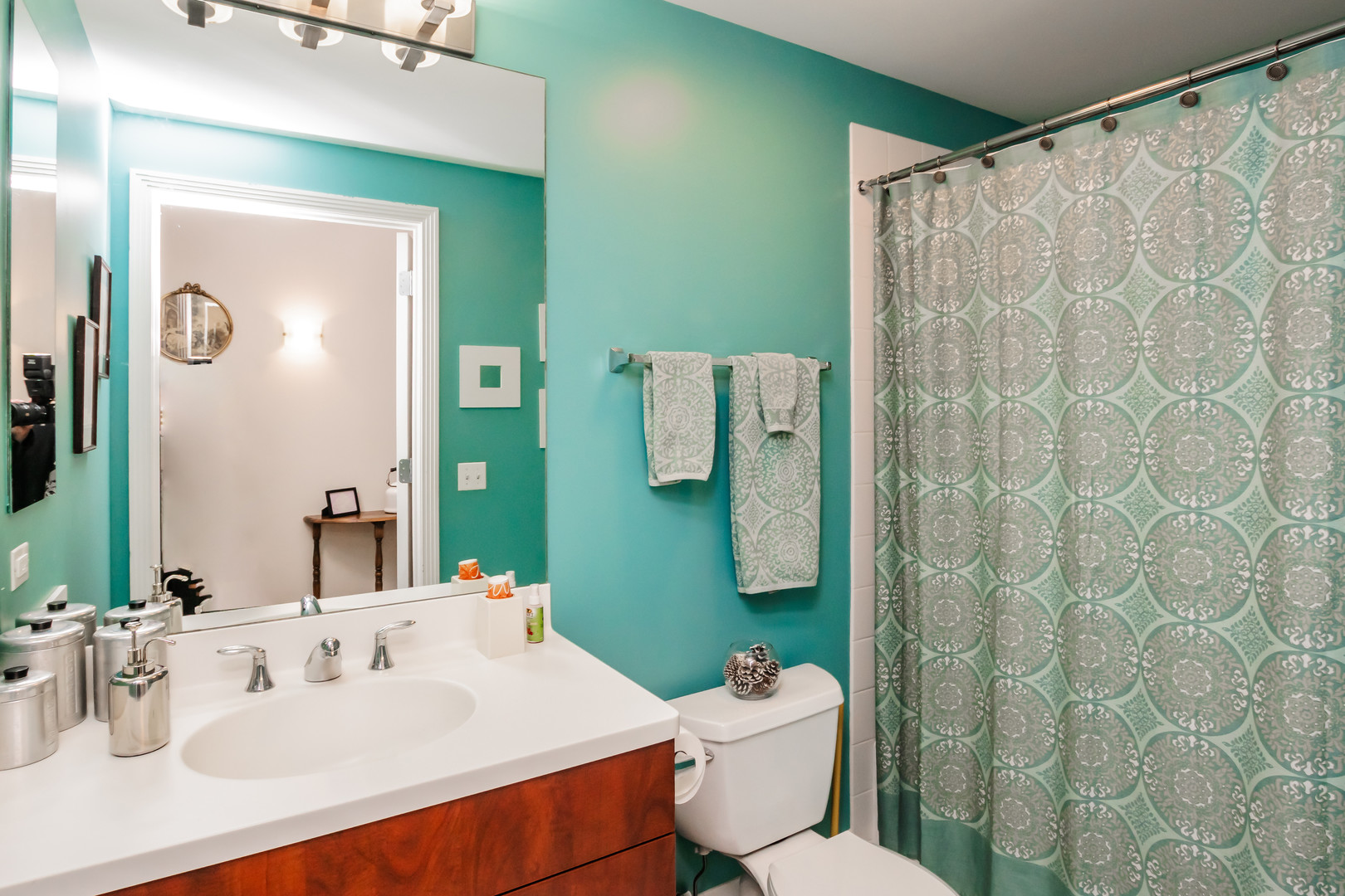 565 W QUINCY Street Unit: 710