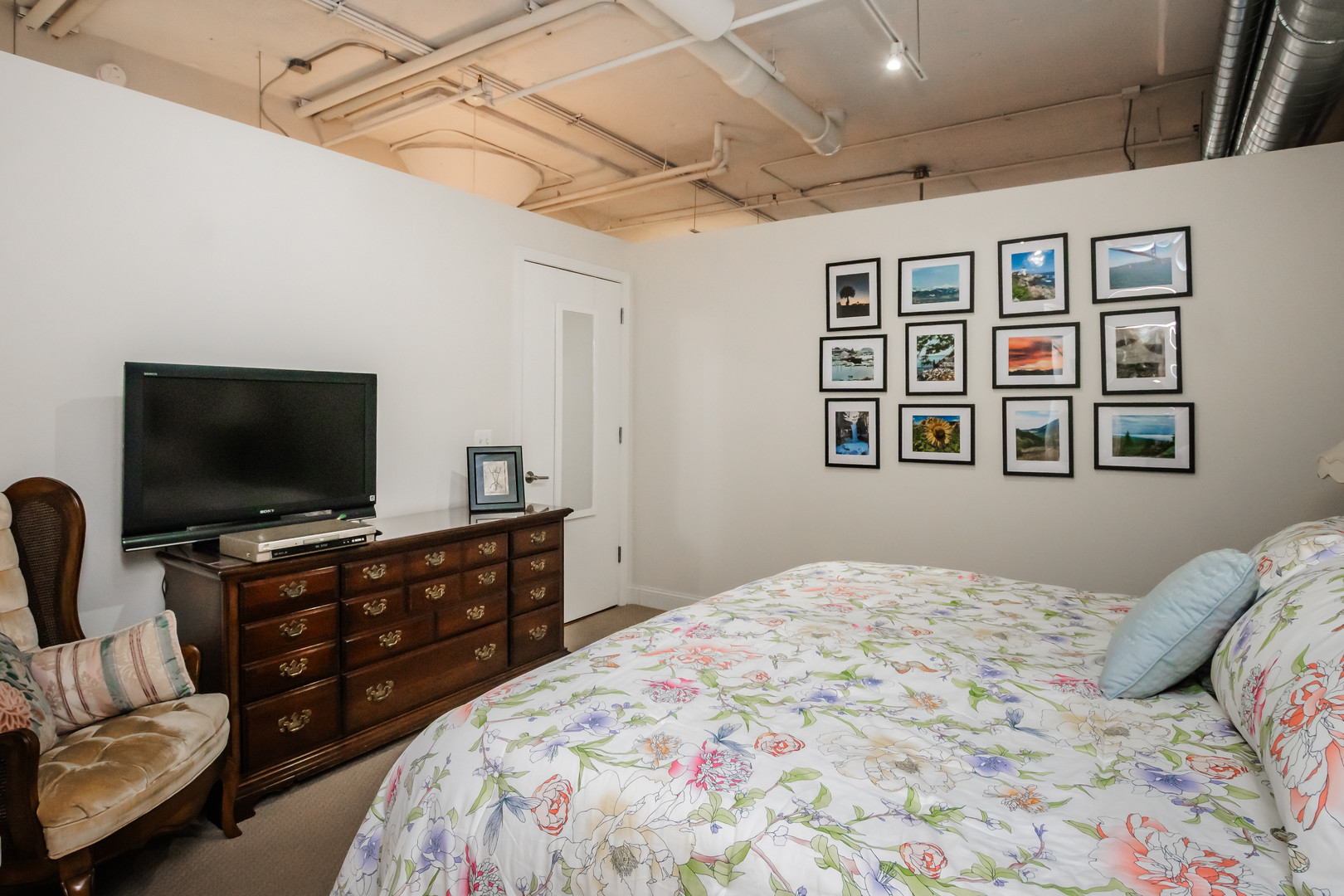 565 W QUINCY Street Unit: 710