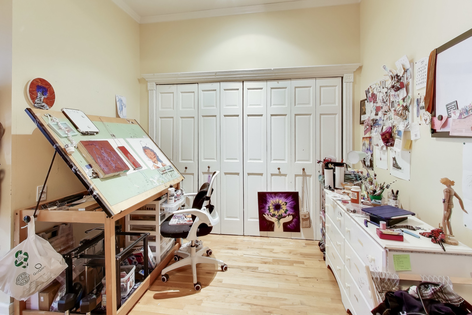 2647 N Southport Avenue Unit: A