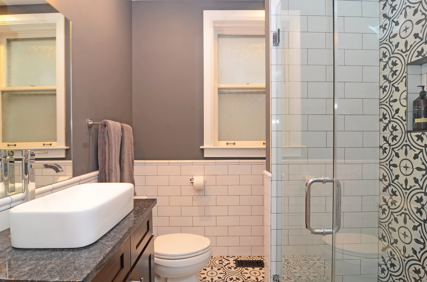 4750 N Dover Street Unit: 3
