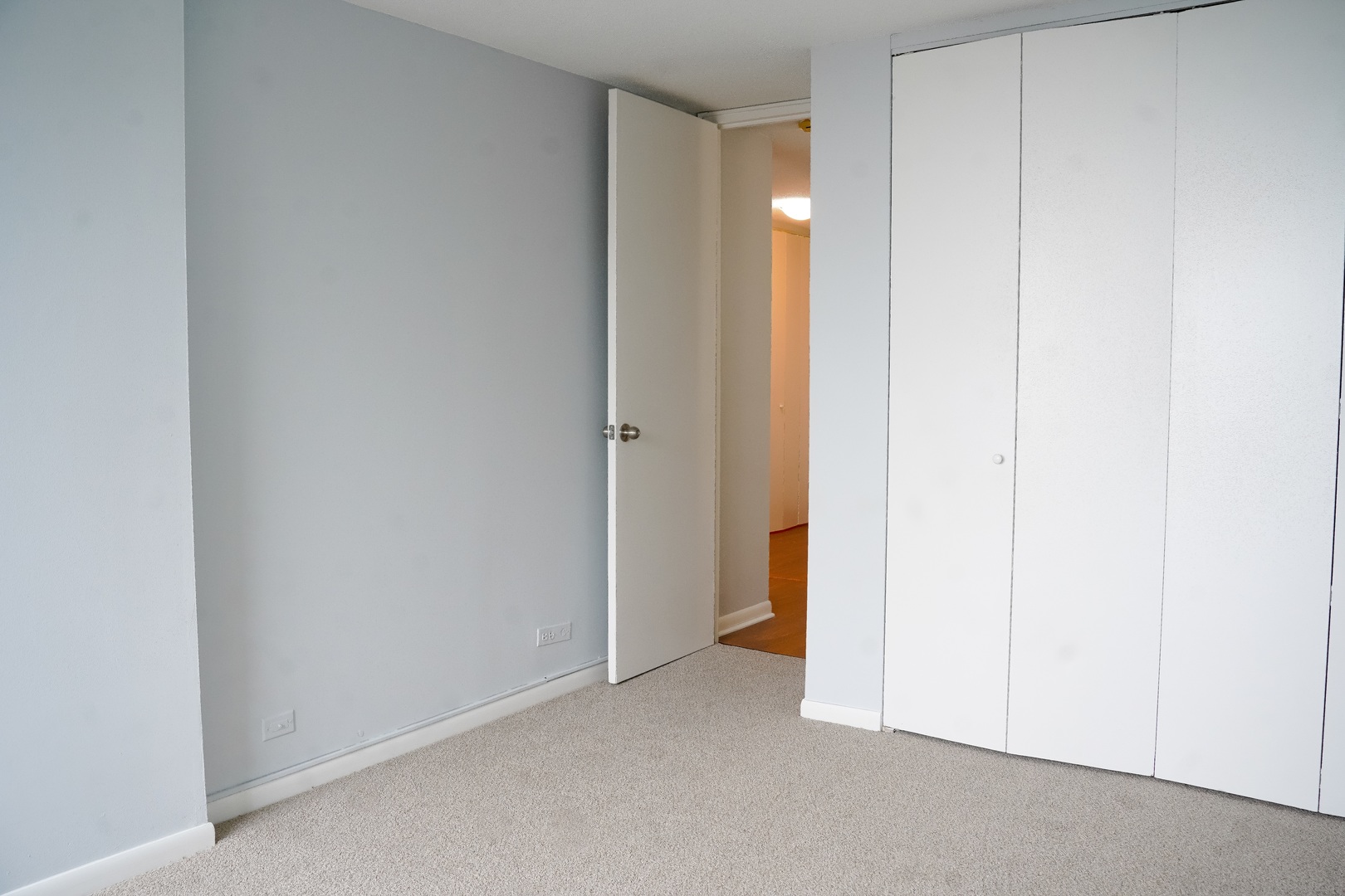 2728 N Hampden Court Unit: 1601