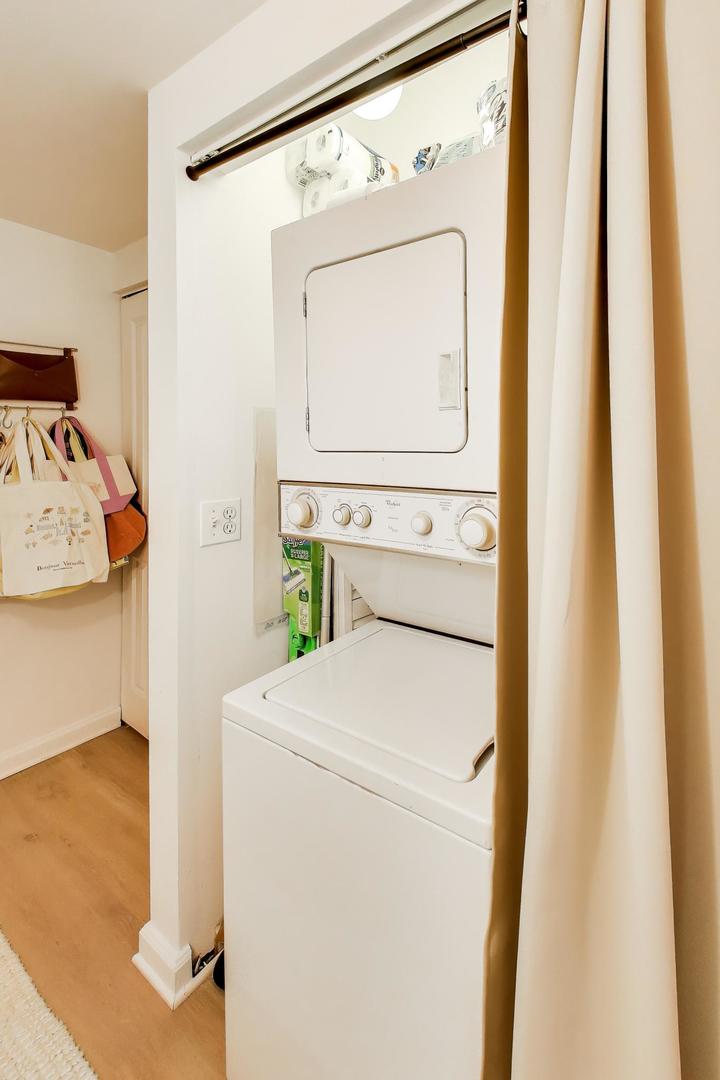 4848 N SHERIDAN Road Unit: 203