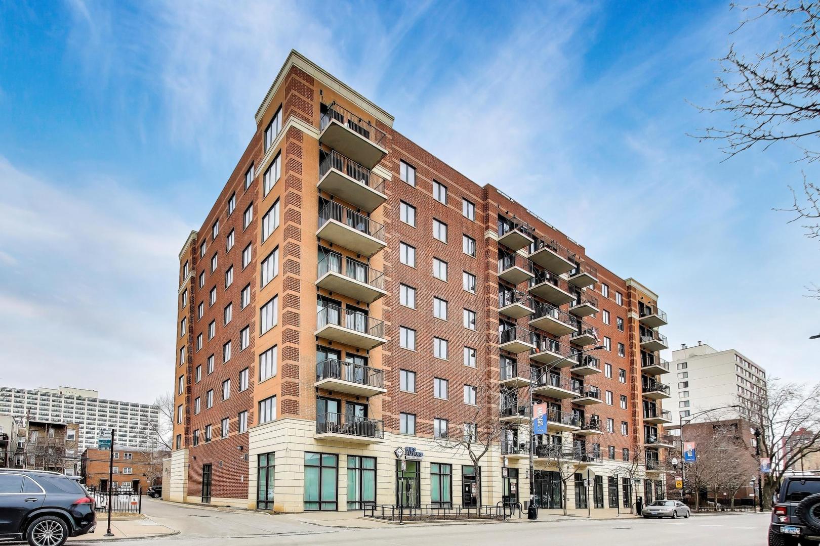 4848 N SHERIDAN Road Unit: 203