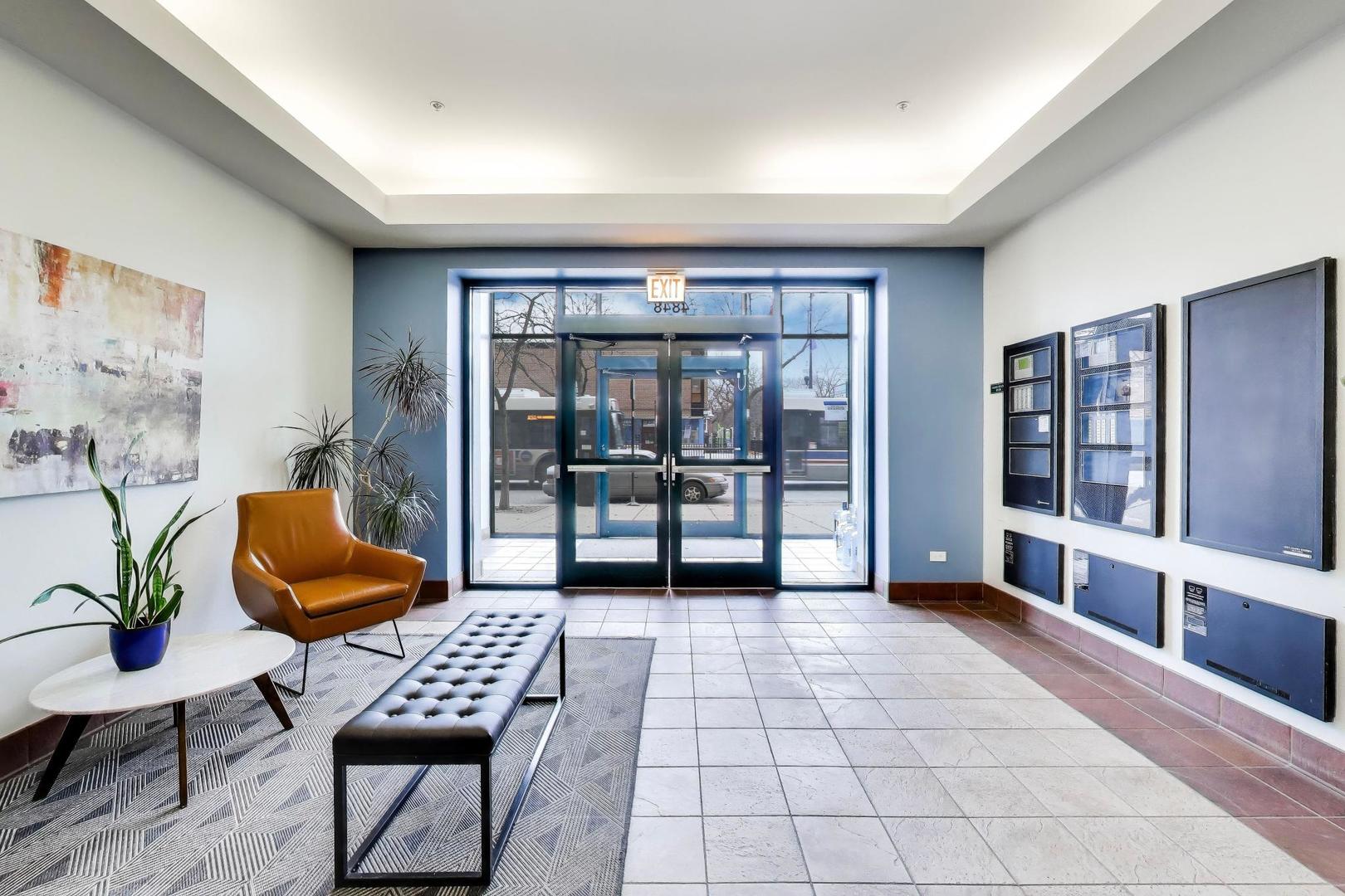 4848 N SHERIDAN Road Unit: 203
