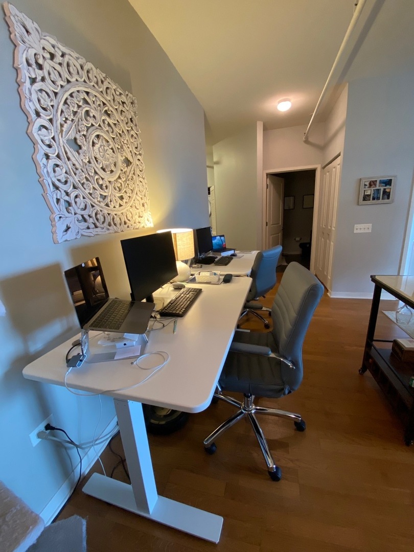 511 W Division Street Unit: 505