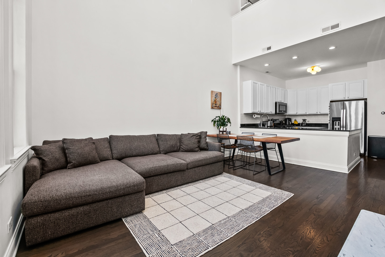 1507 W Diversey Parkway Unit: B