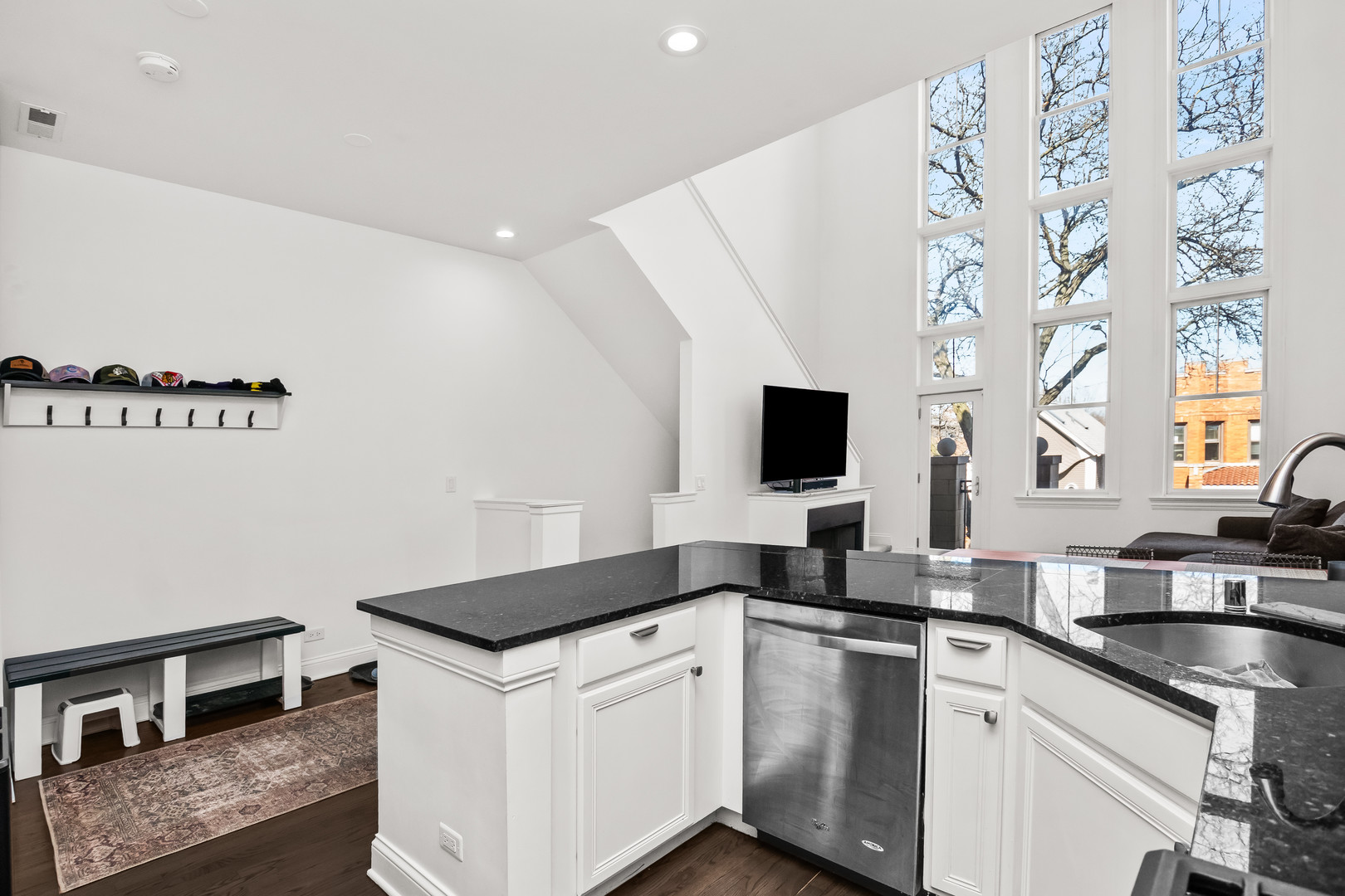 1507 W Diversey Parkway Unit: B