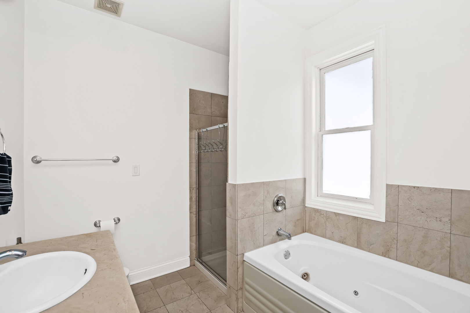 1507 W Diversey Parkway Unit: B