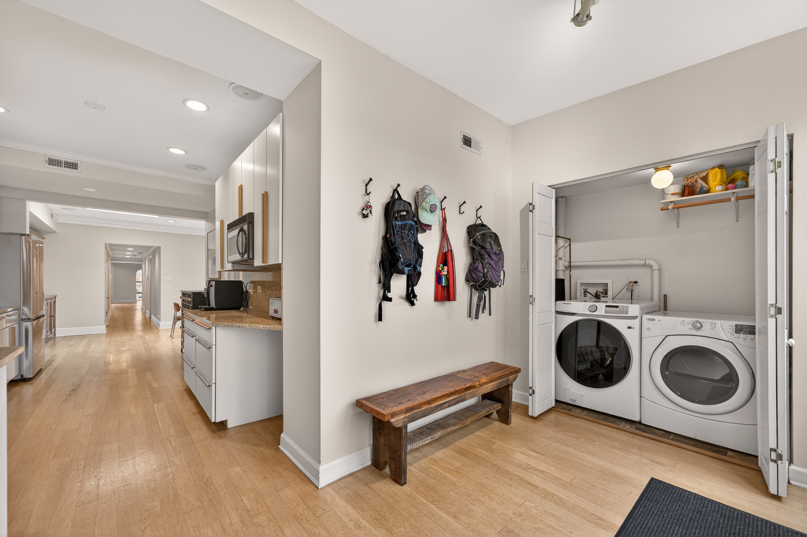 5639 N Kenmore Avenue Unit: 3