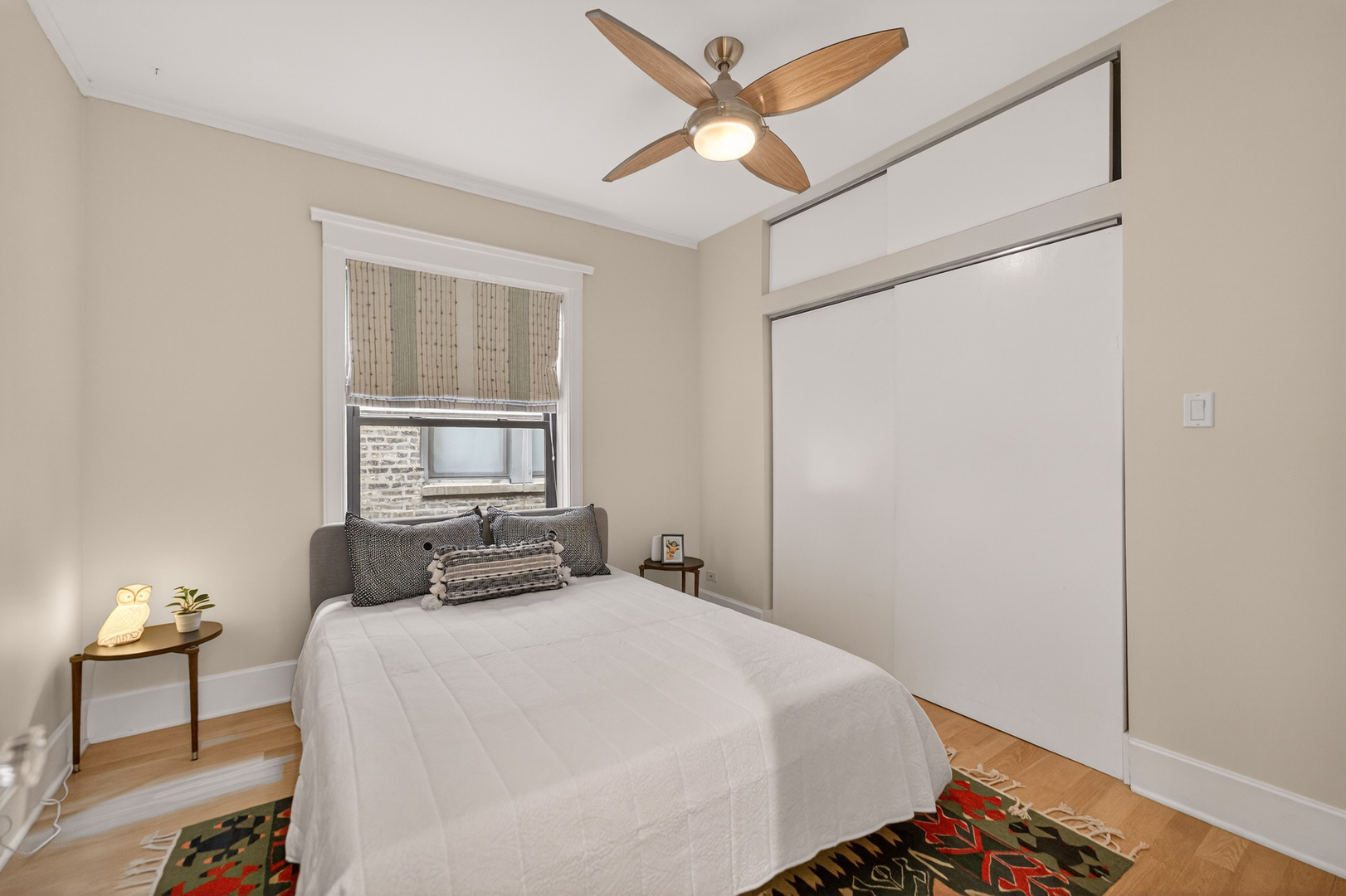 5639 N Kenmore Avenue Unit: 3
