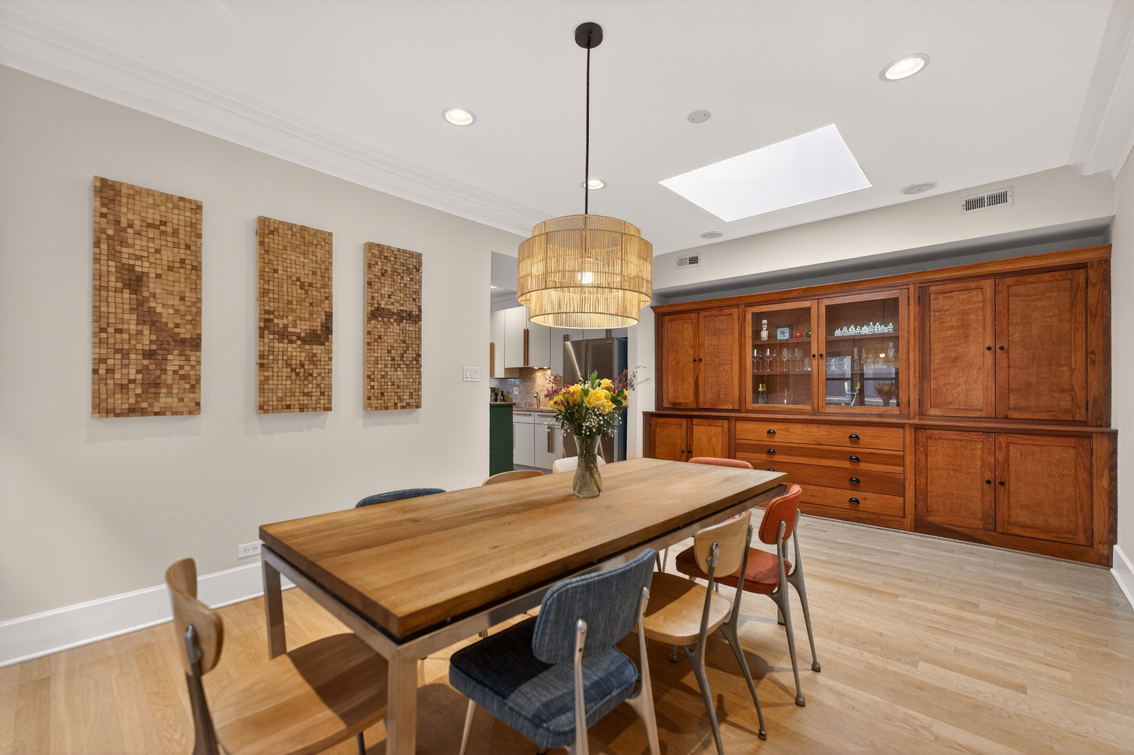 5639 N Kenmore Avenue Unit: 3