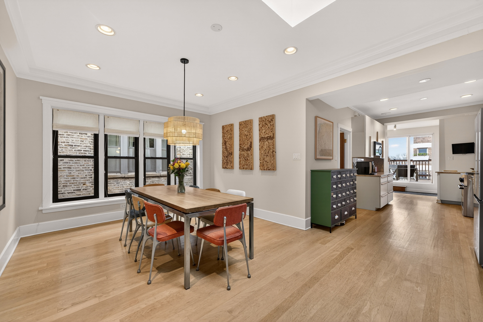 5639 N Kenmore Avenue Unit: 3