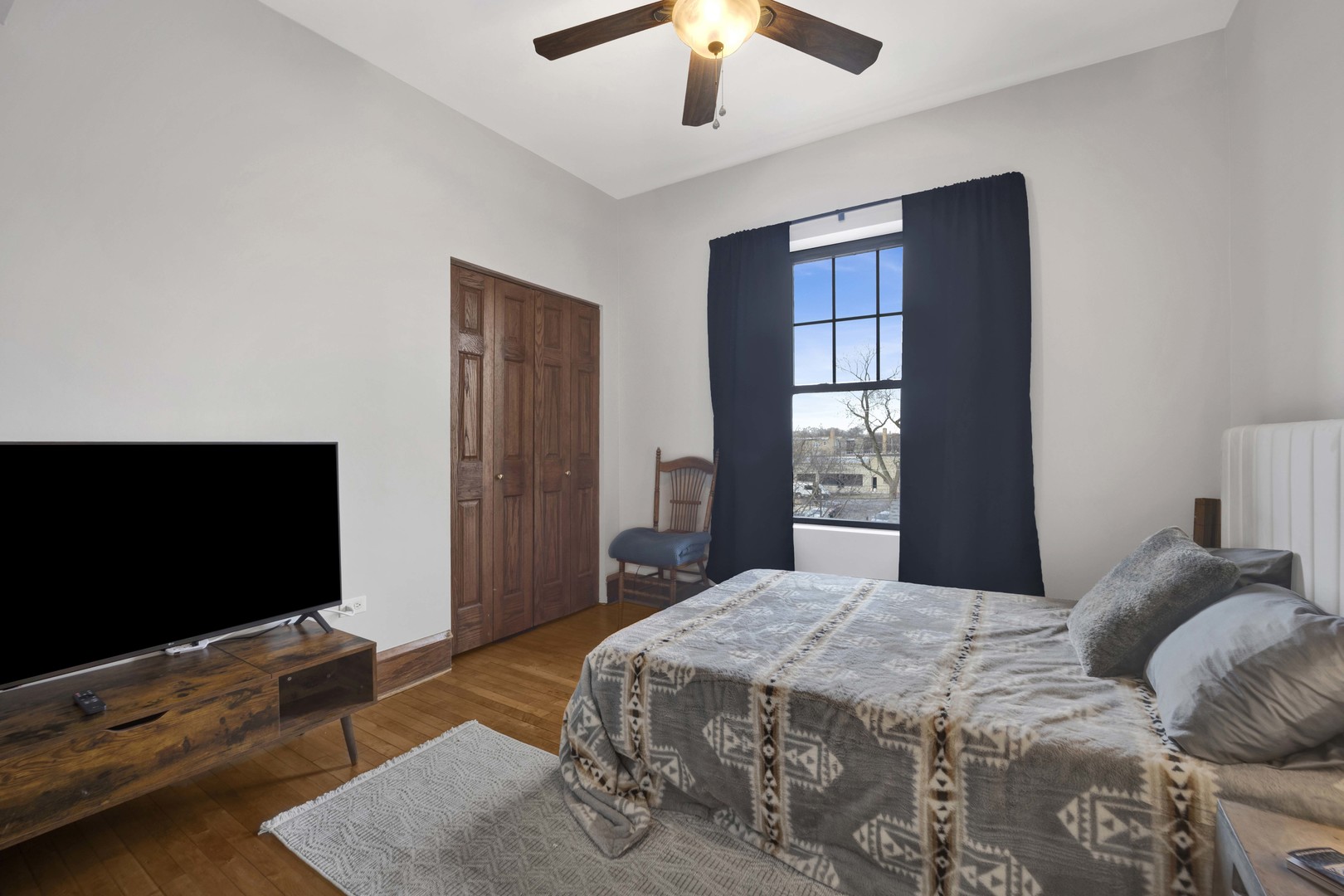 1528 W Ardmore Avenue Unit: 3W