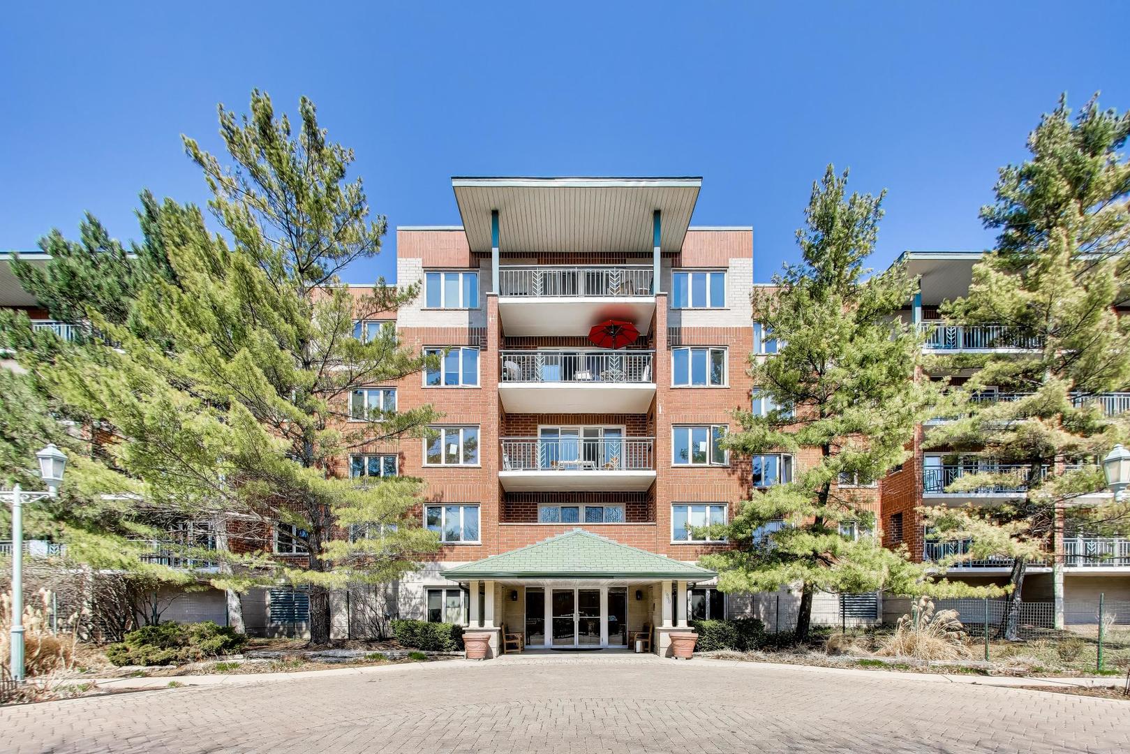 3940 W Bryn Mawr Avenue Unit: 501