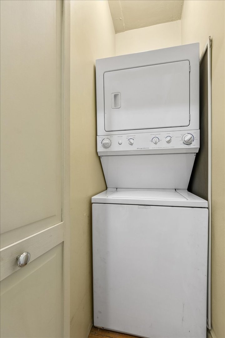 5414 N Broadway Street Unit: 2