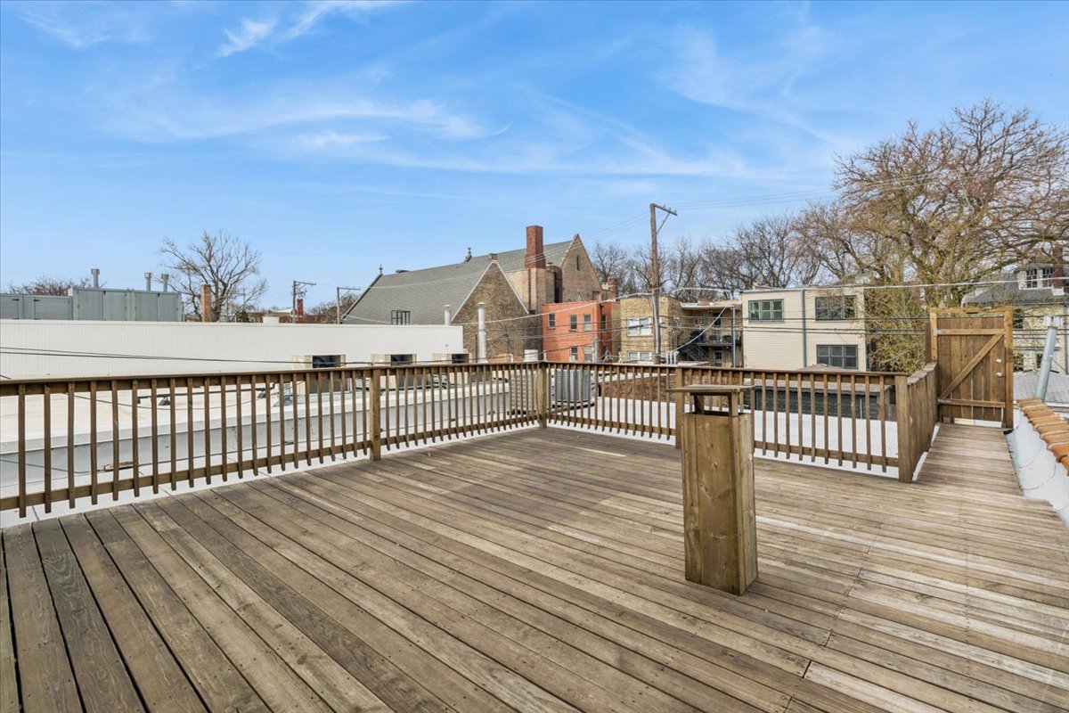 5414 N Broadway Street Unit: 2