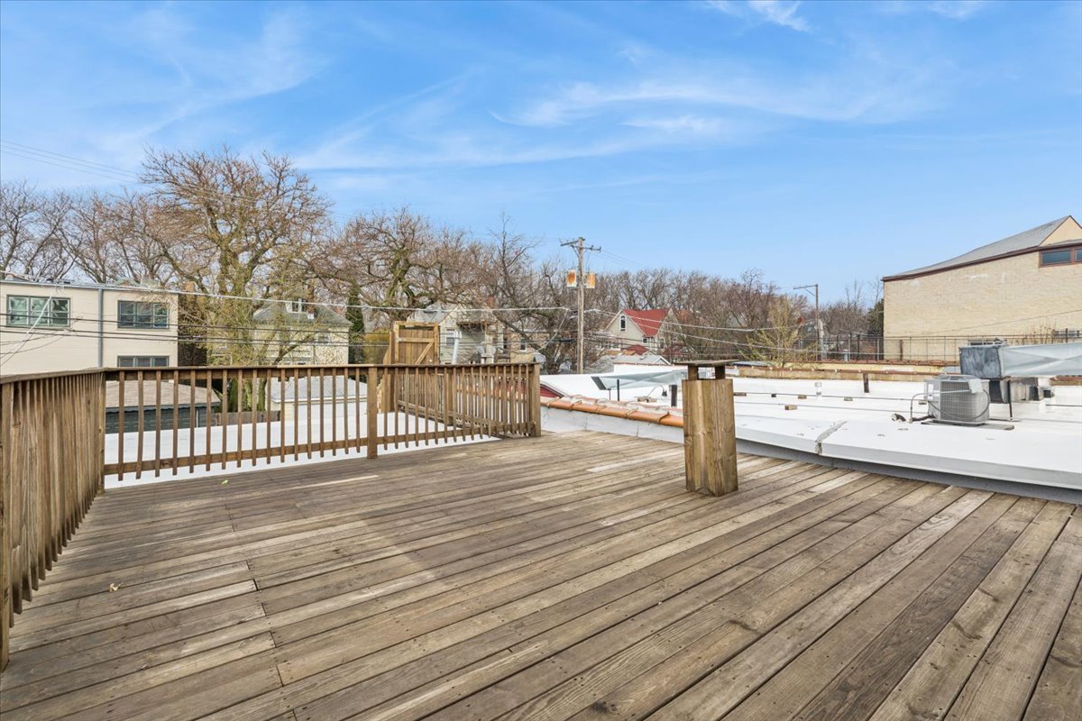 5414 N Broadway Street Unit: 2