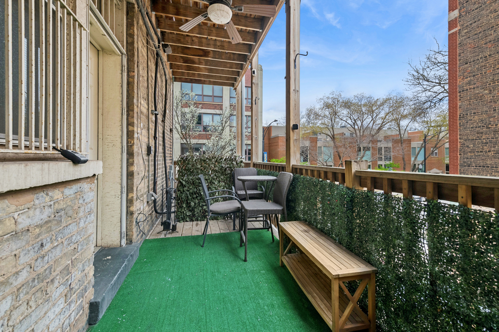 1170 W Armitage Avenue Unit: 2W