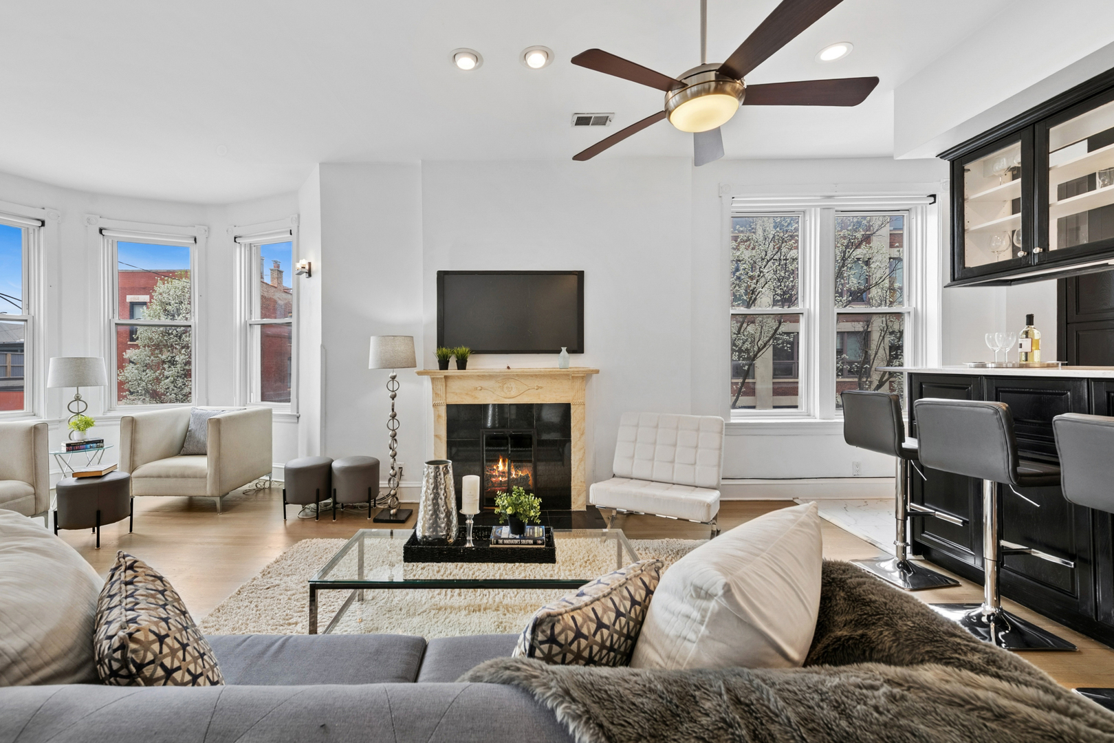 1170 W Armitage Avenue Unit: 2W