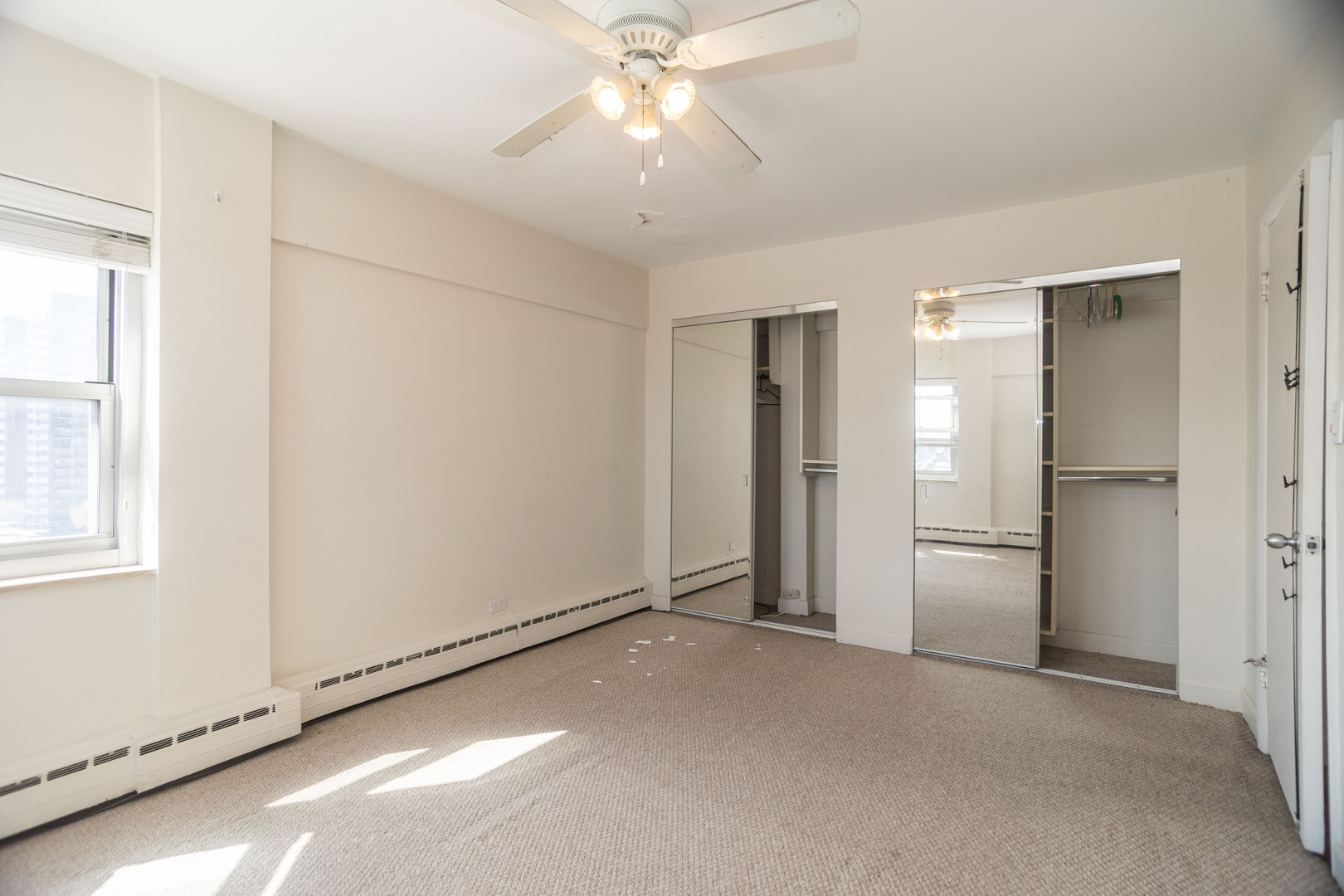 4960 N Marine Drive Unit: 1014