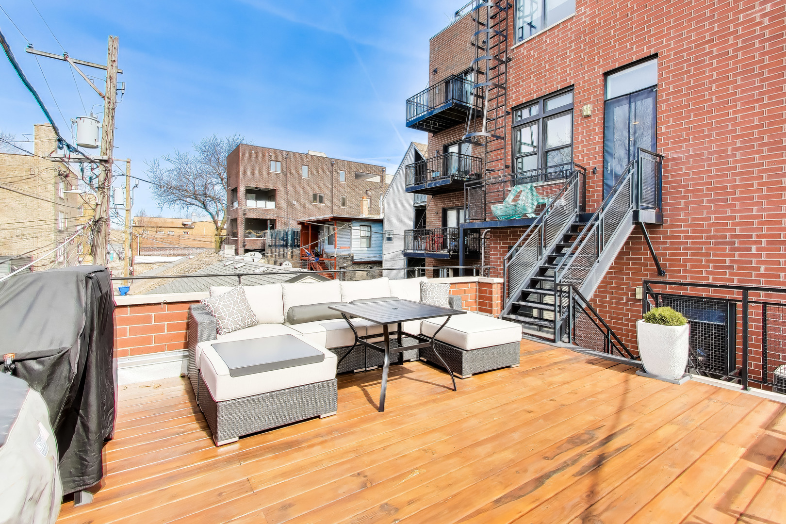 4842 N Damen Avenue Unit: 3