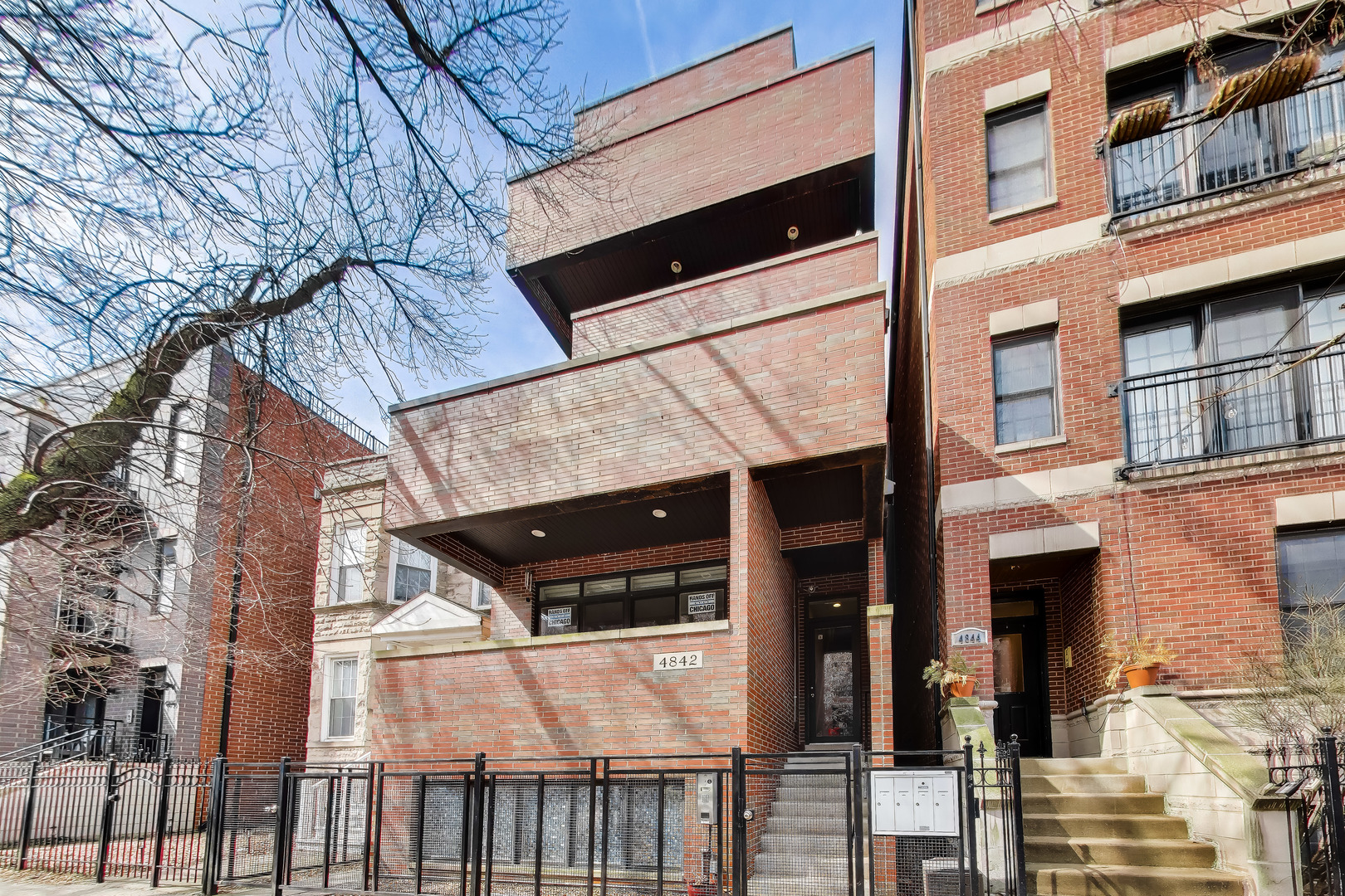 4842 N Damen Avenue Unit: 3
