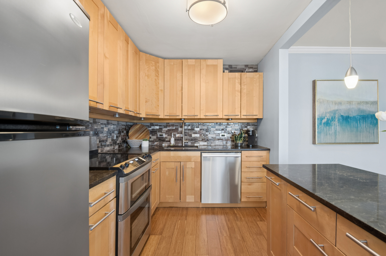 3550 N Lake Shore Drive Unit: 2424