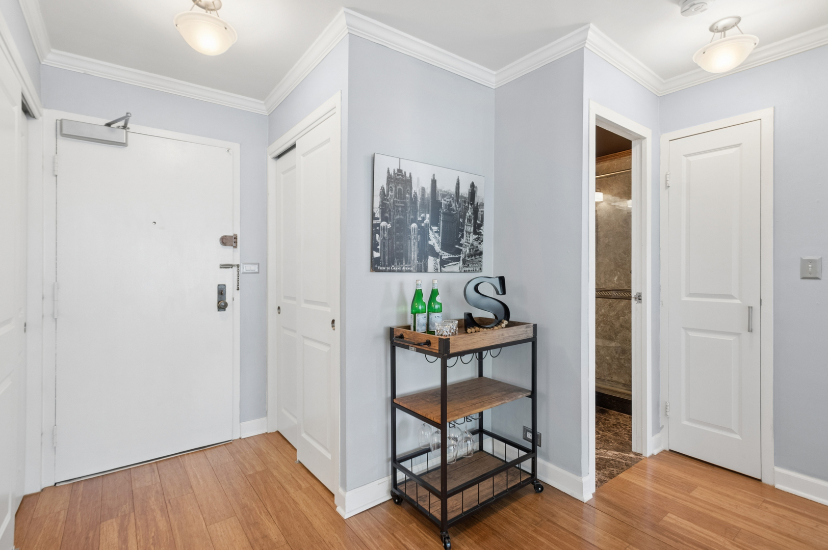3550 N Lake Shore Drive Unit: 2424