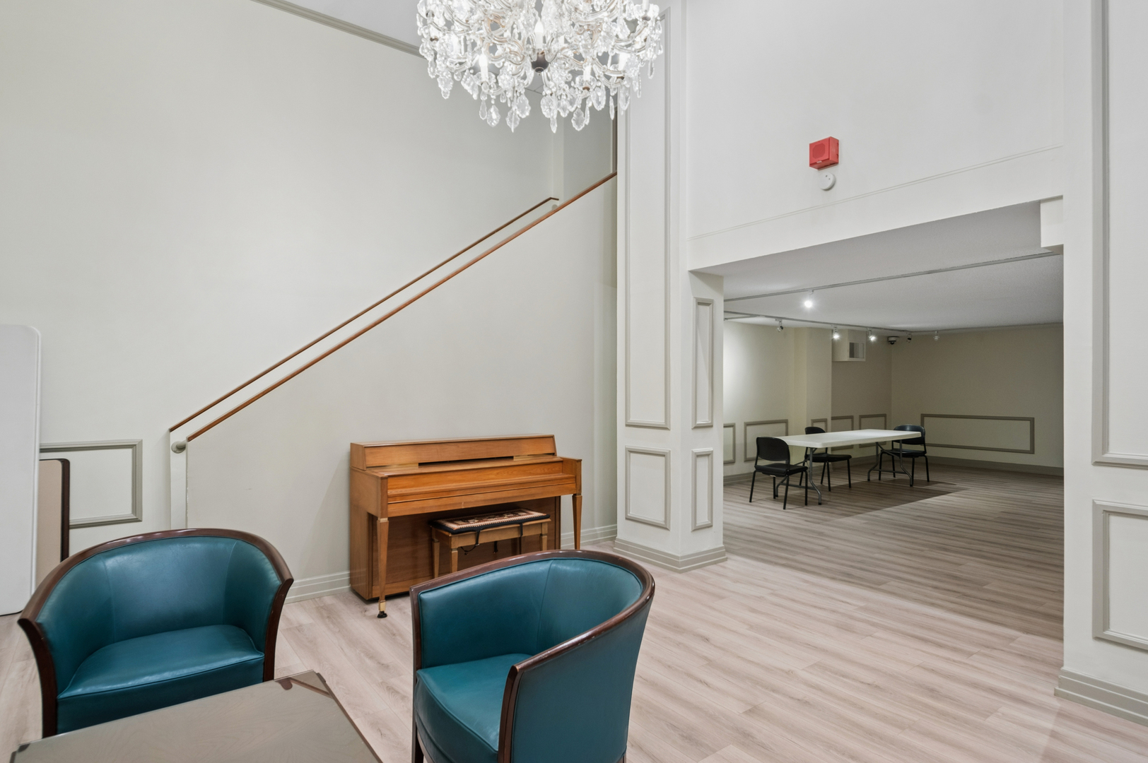 3550 N Lake Shore Drive Unit: 2424