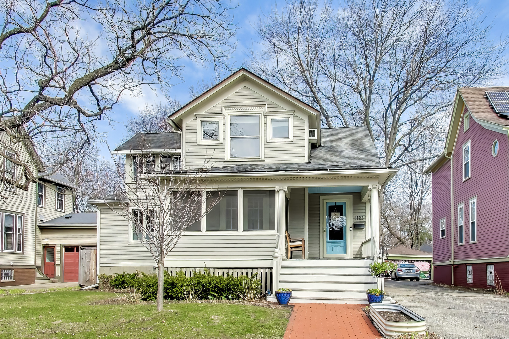 1123 Main Street
