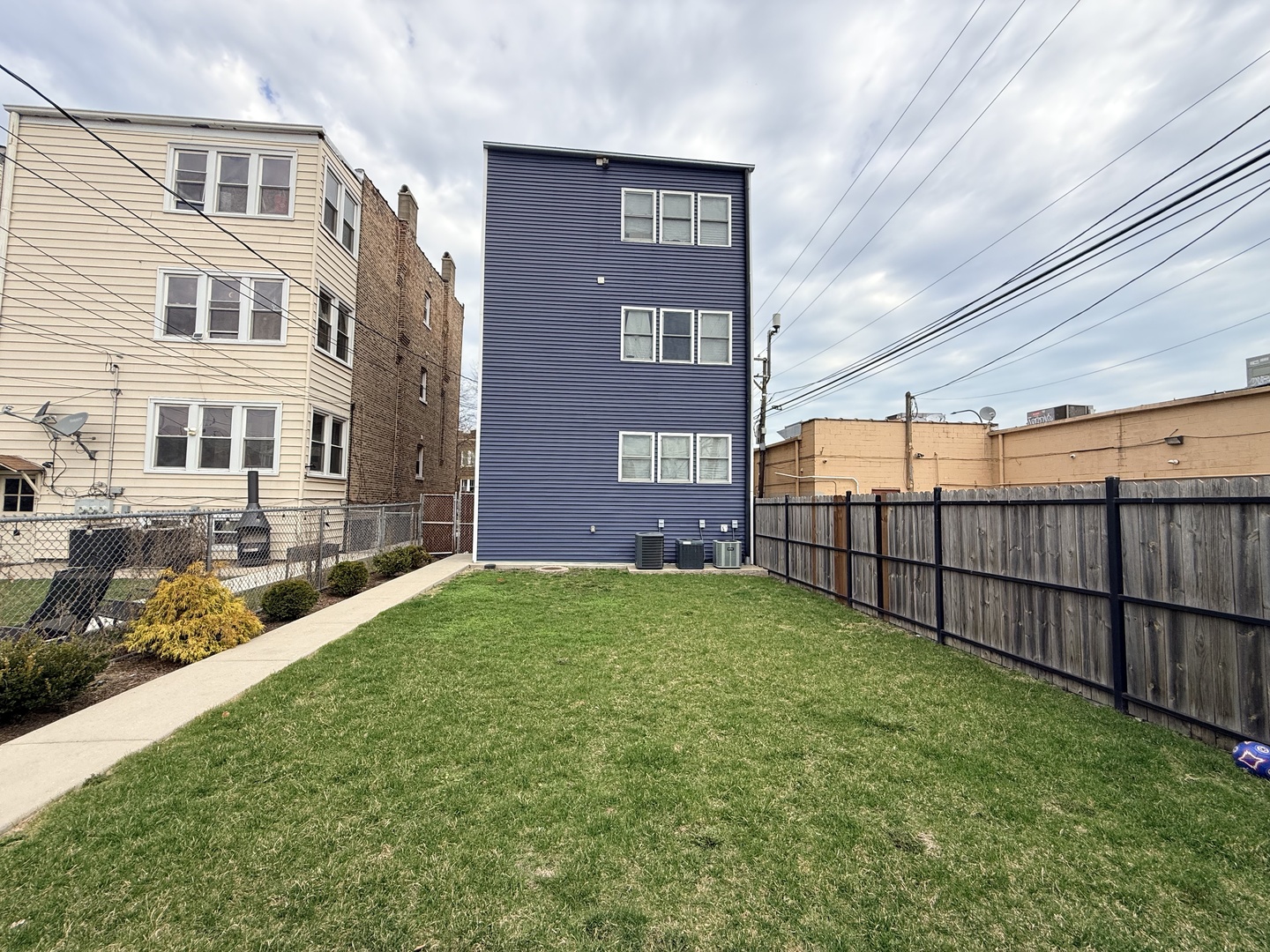 4813 W 22nd Place