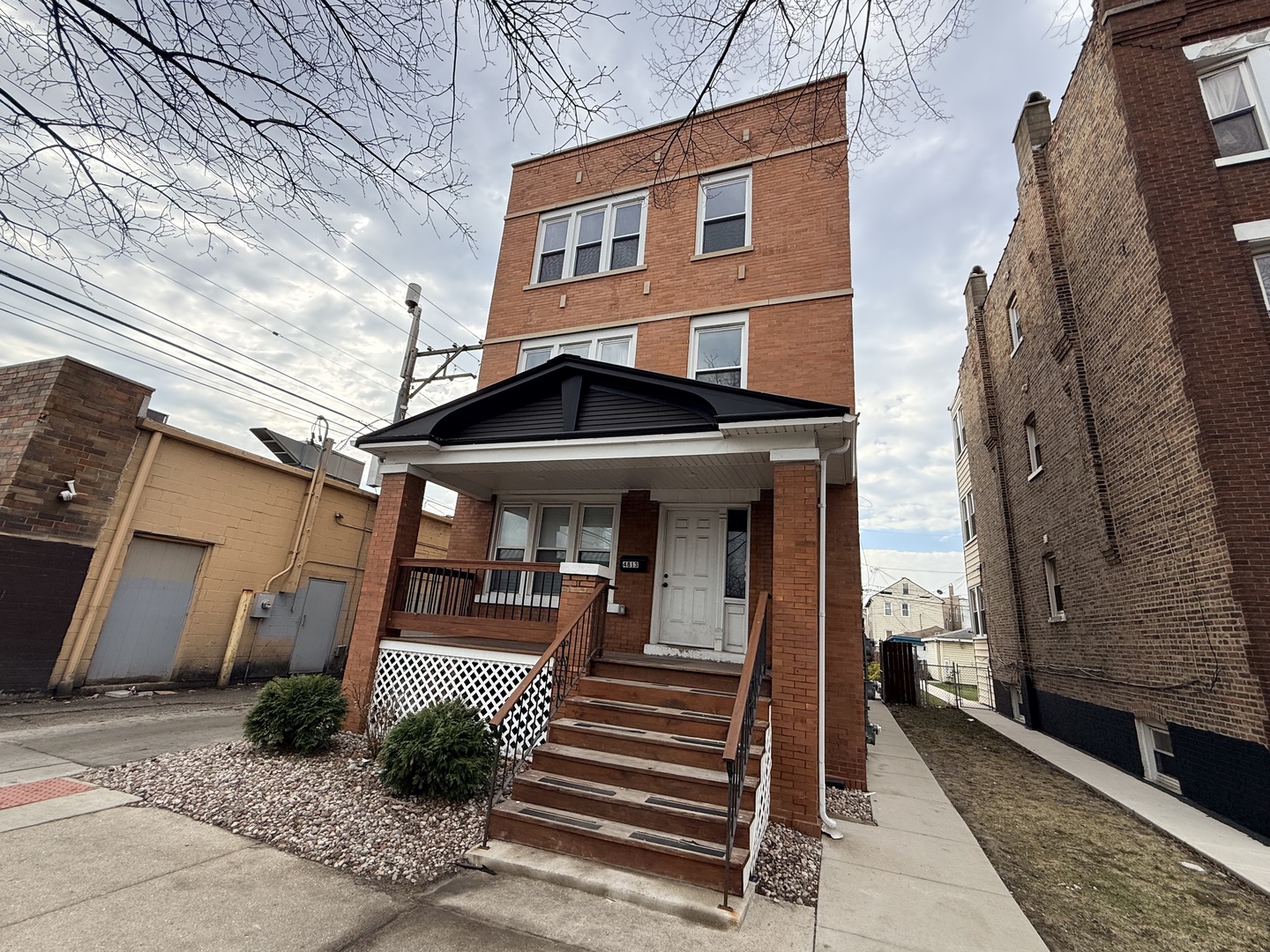 4813 W 22nd Place