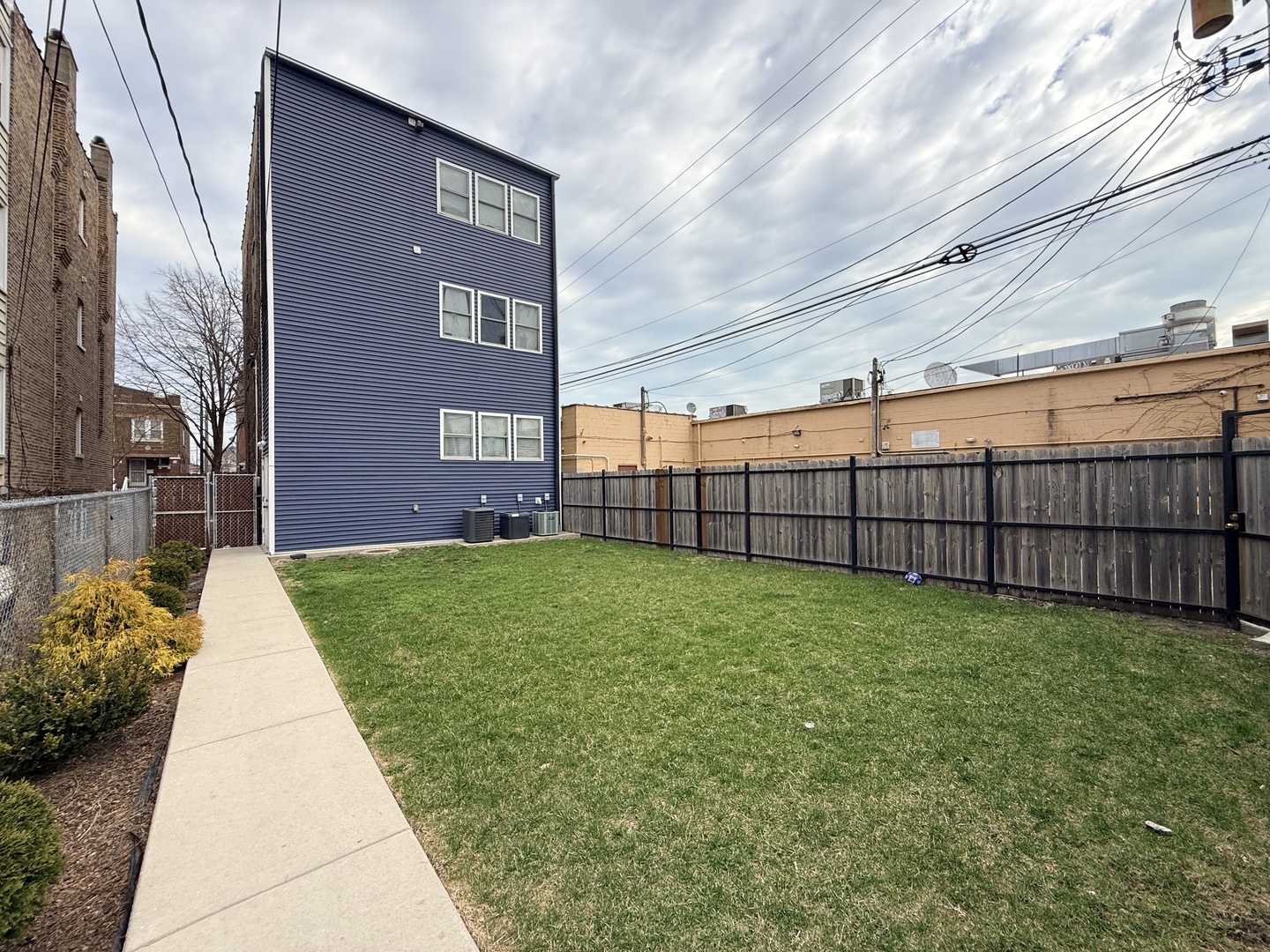 4813 W 22nd Place