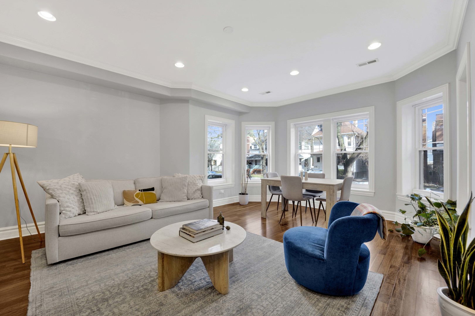 1625 W Catalpa Avenue Unit: 1